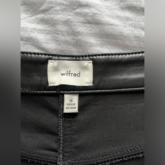 Wilfred aritzia the Melina cropped pant - Picture 5 of 6